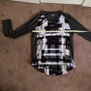 Super cute long sleeve dressy shirt